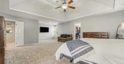 5653 Gresham Circle, Parkville, MO 64152