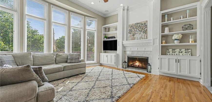5653 Gresham Circle, Parkville, MO 64152