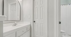 5653 Gresham Circle, Parkville, MO 64152