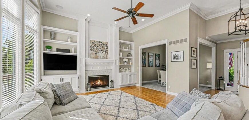 5653 Gresham Circle, Parkville, MO 64152