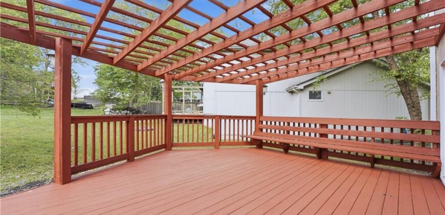 9000 N Oregon Avenue, Kansas City, MO 64154