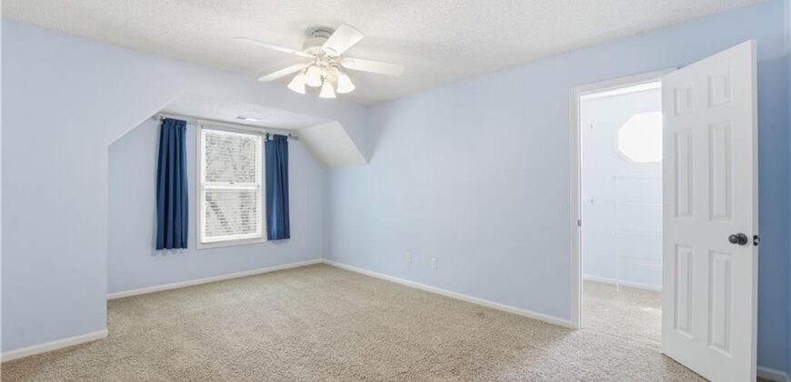 9000 N Oregon Avenue, Kansas City, MO 64154
