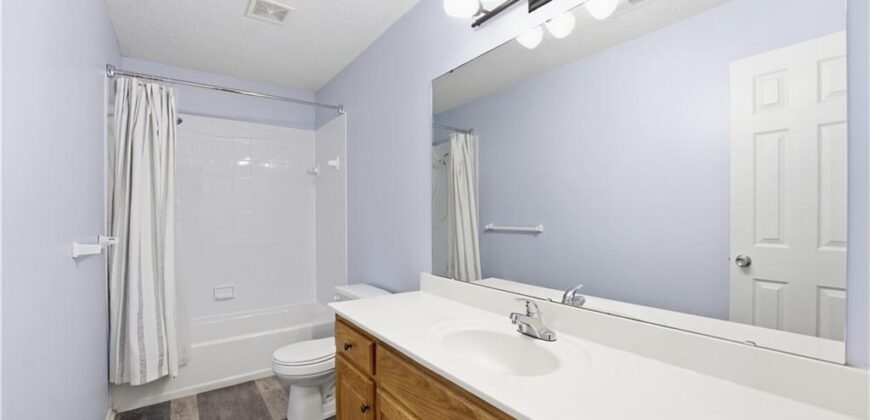 9000 N Oregon Avenue, Kansas City, MO 64154