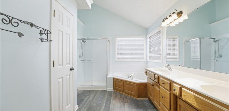 9000 N Oregon Avenue, Kansas City, MO 64154
