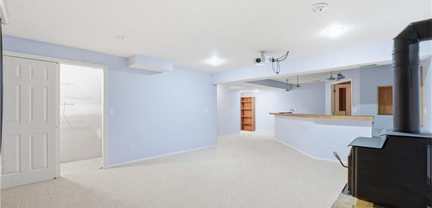 9000 N Oregon Avenue, Kansas City, MO 64154