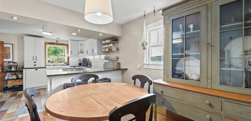1403 E 24th Avenue, Kansas City, MO 64116
