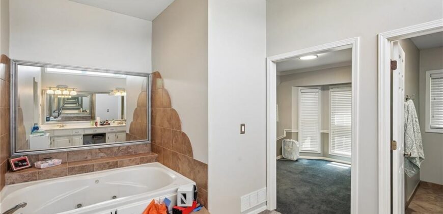 5115 NW 66th Terrace, Kansas City, MO 64151
