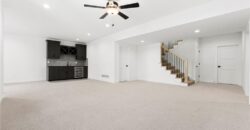 10332 N Potter Avenue, Kansas City, MO 64157