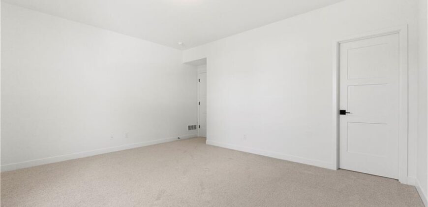 10332 N Potter Avenue, Kansas City, MO 64157