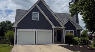 7324 N Manchester Avenue, Kansas City, MO 64158