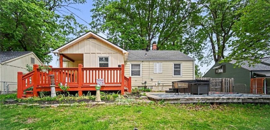 613 NE 43rd Terrace, Kansas City, MO 64116