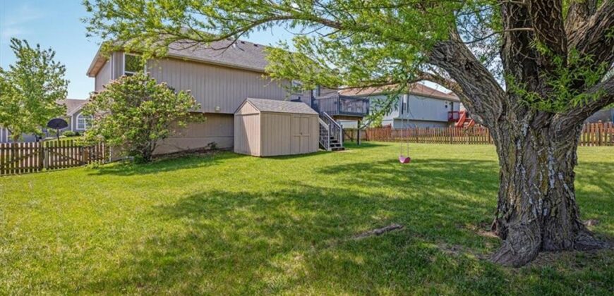 1114 Melody Court, Kearney, MO 64060