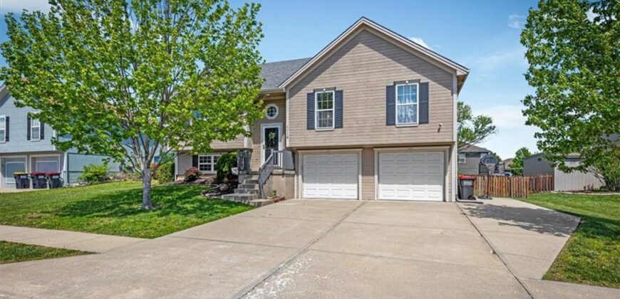 1114 Melody Court, Kearney, MO 64060
