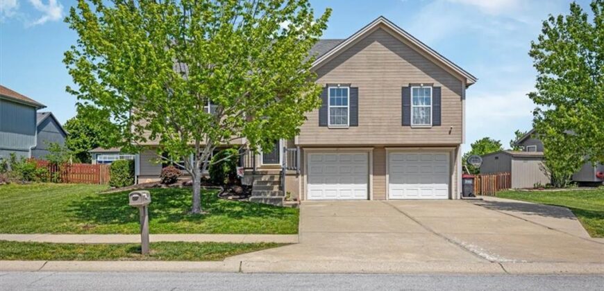 1114 Melody Court, Kearney, MO 64060