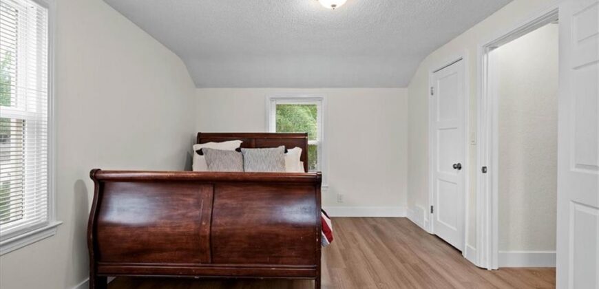 641 NE 43rd Terrace, Kansas City, MO 64116