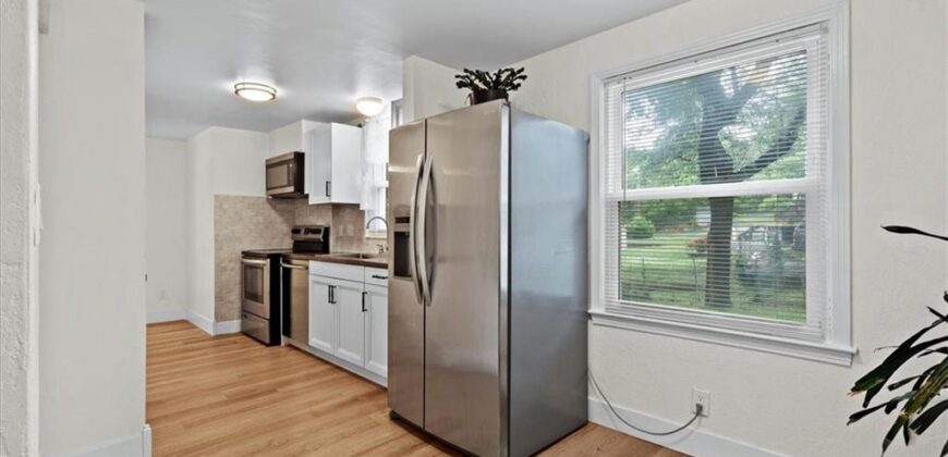 641 NE 43rd Terrace, Kansas City, MO 64116