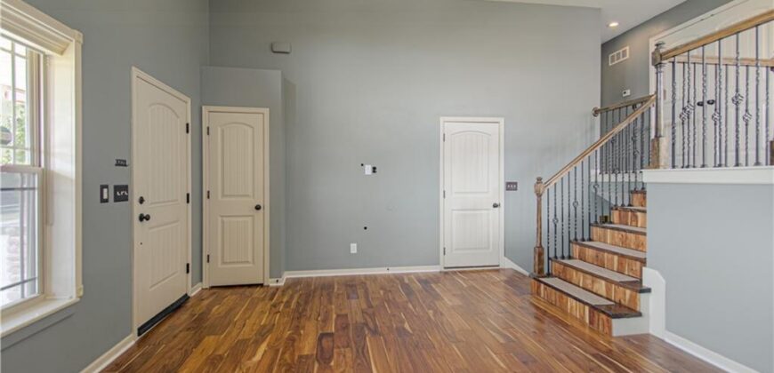 1902 NE 197TH Court, Smithville, MO 64089