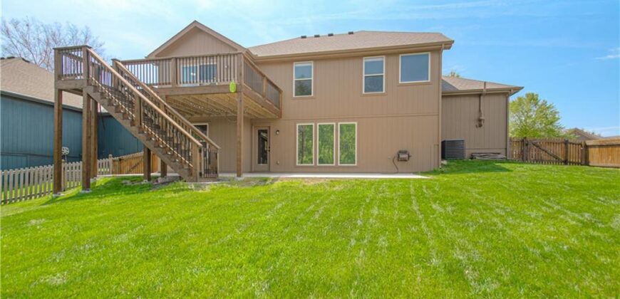 1902 NE 197TH Court, Smithville, MO 64089