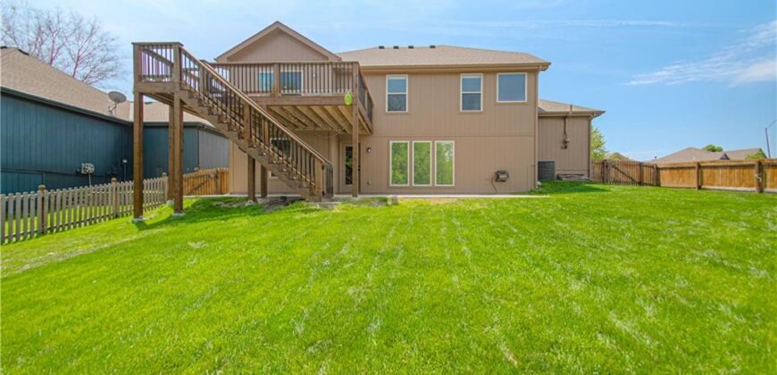 1902 NE 197TH Court, Smithville, MO 64089