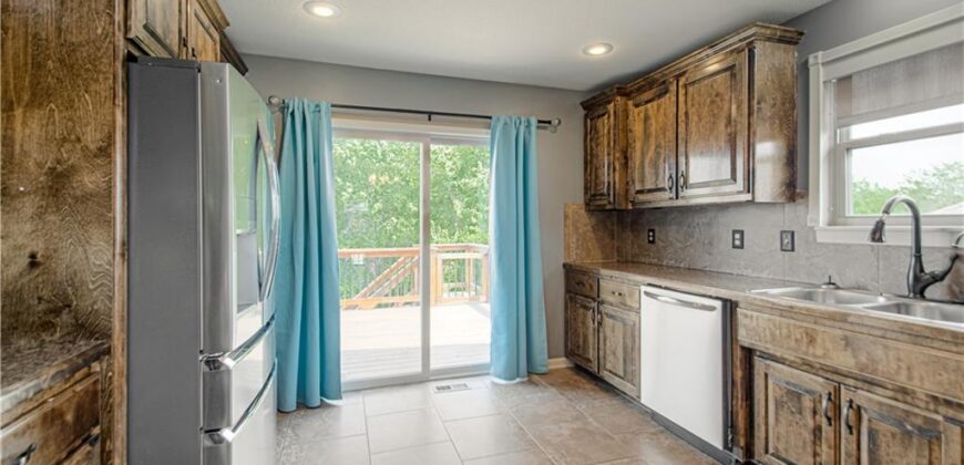 1902 NE 197TH Court, Smithville, MO 64089