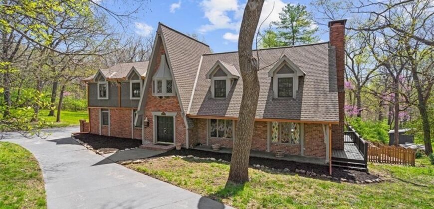 4015 N Briarcliff Road, Kansas City, MO 64116