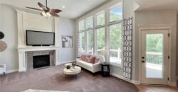8636 N Utica Avenue, Kansas City, MO 64053