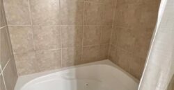 8636 N Utica Avenue, Kansas City, MO 64053