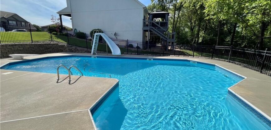 8636 N Utica Avenue, Kansas City, MO 64053