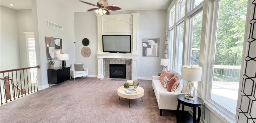 8636 N Utica Avenue, Kansas City, MO 64053