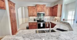 8636 N Utica Avenue, Kansas City, MO 64053