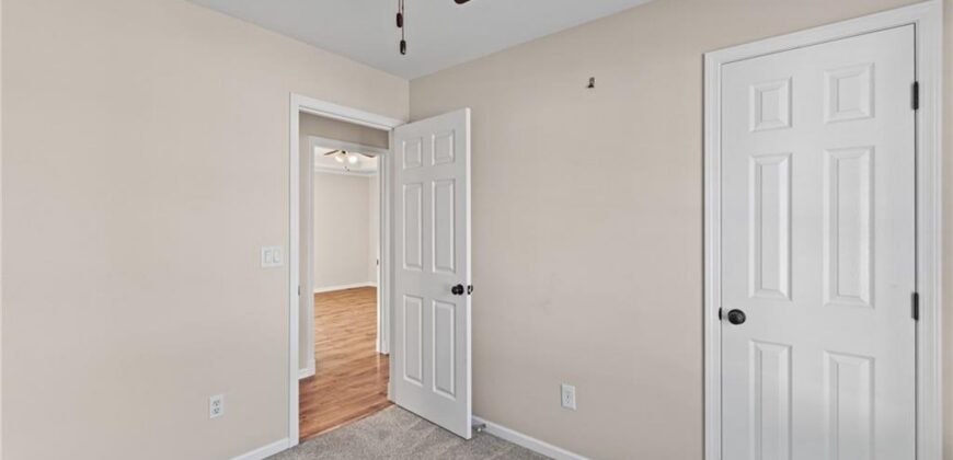 7205 N Hickory Street, Kansas City, MO 64118