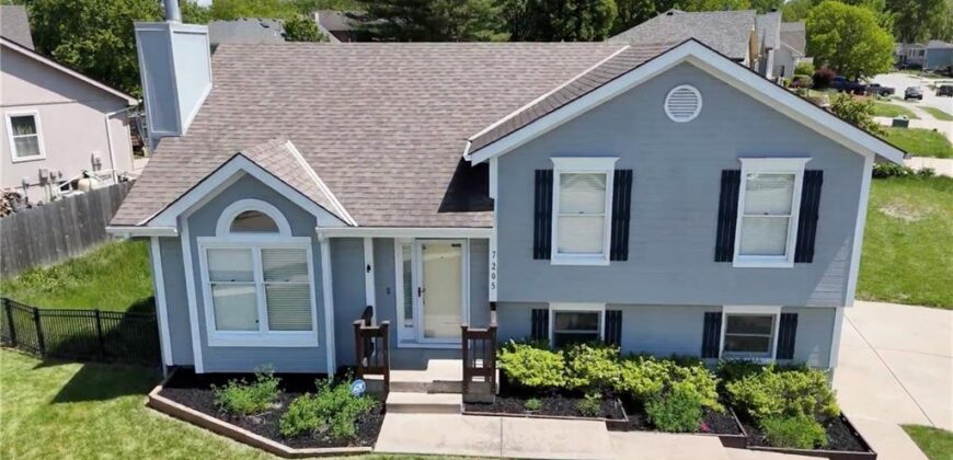 7205 N Hickory Street, Kansas City, MO 64118