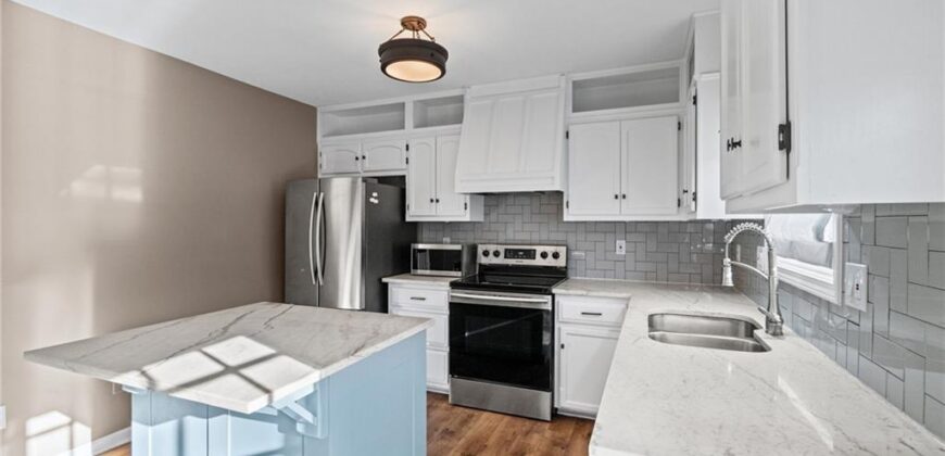 7205 N Hickory Street, Kansas City, MO 64118