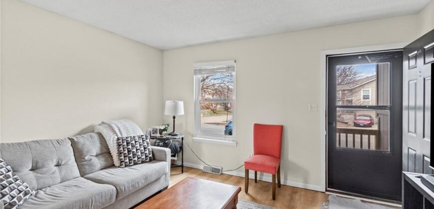 8709 N Hull Avenue, Kansas City, MO 64154
