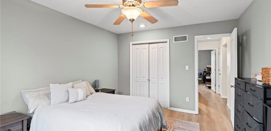 8709 N Hull Avenue, Kansas City, MO 64154