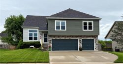 1834 White Tail Lane, Liberty, MO 64068