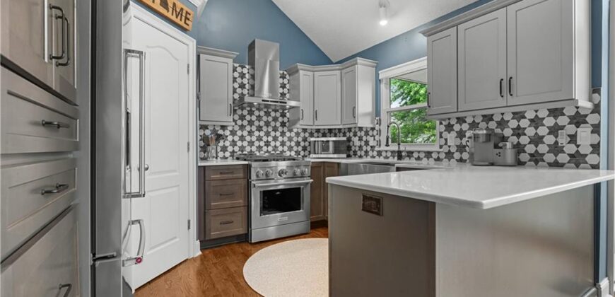 1834 White Tail Lane, Liberty, MO 64068