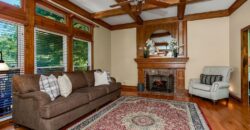 6004 NW 78th Court, Kansas City, MO 64151