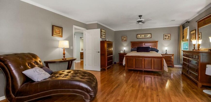 6004 NW 78th Court, Kansas City, MO 64151