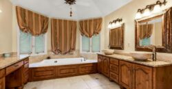 6004 NW 78th Court, Kansas City, MO 64151