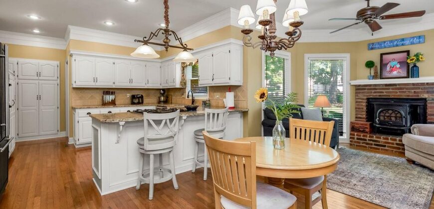 6004 NW 78th Court, Kansas City, MO 64151