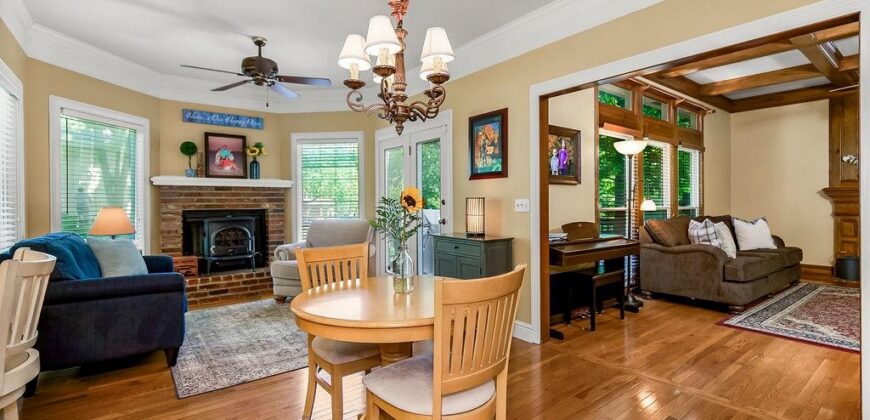 6004 NW 78th Court, Kansas City, MO 64151