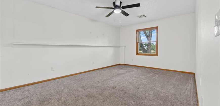 12101 33 Highway, Kearney, MO 64060