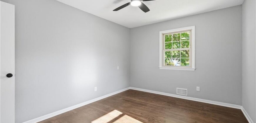 3401 NE 67th Street, Gladstone, MO 64119