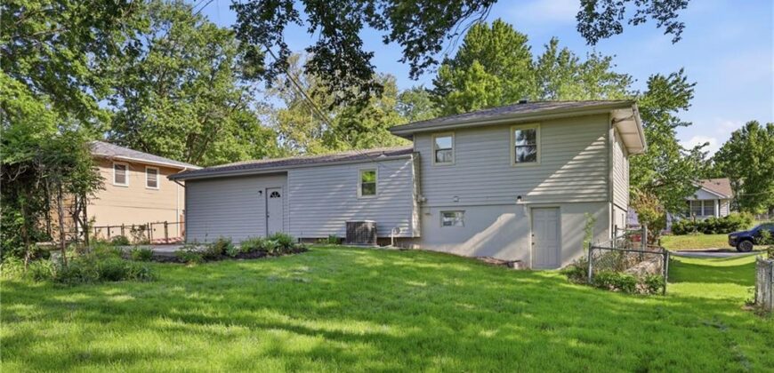 3401 NE 67th Street, Gladstone, MO 64119