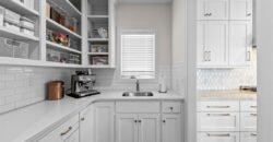 5587 Thousand Oaks Drive, Parkville, MO 64152