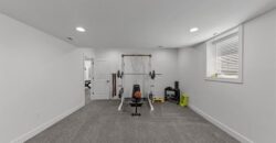 5587 Thousand Oaks Drive, Parkville, MO 64152