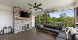 5587 Thousand Oaks Drive, Parkville, MO 64152