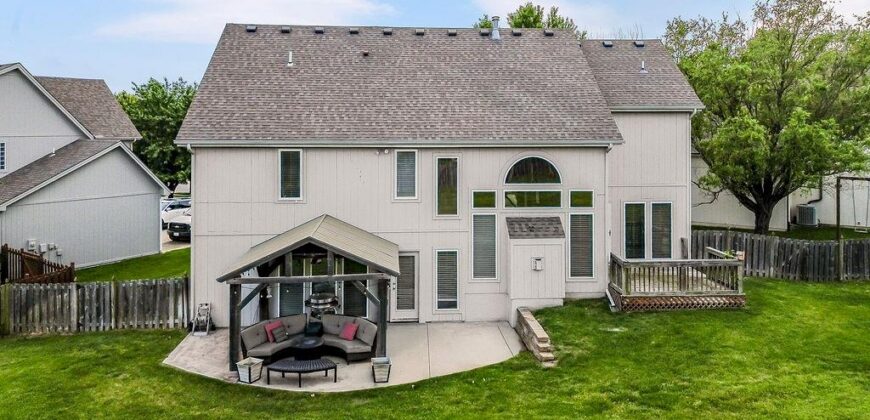 9105 N Kansas Court, Kansas City, MO 64156