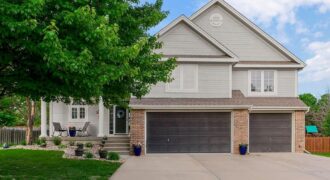 9105 N Kansas Court, Kansas City, MO 64156